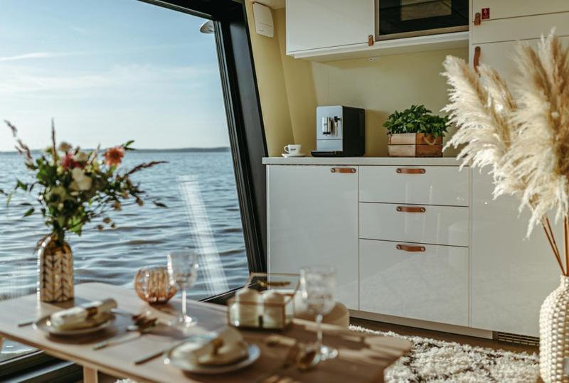 Готель Myhouseboat 2 Мербіш-ам-Зе Екстер'єр фото