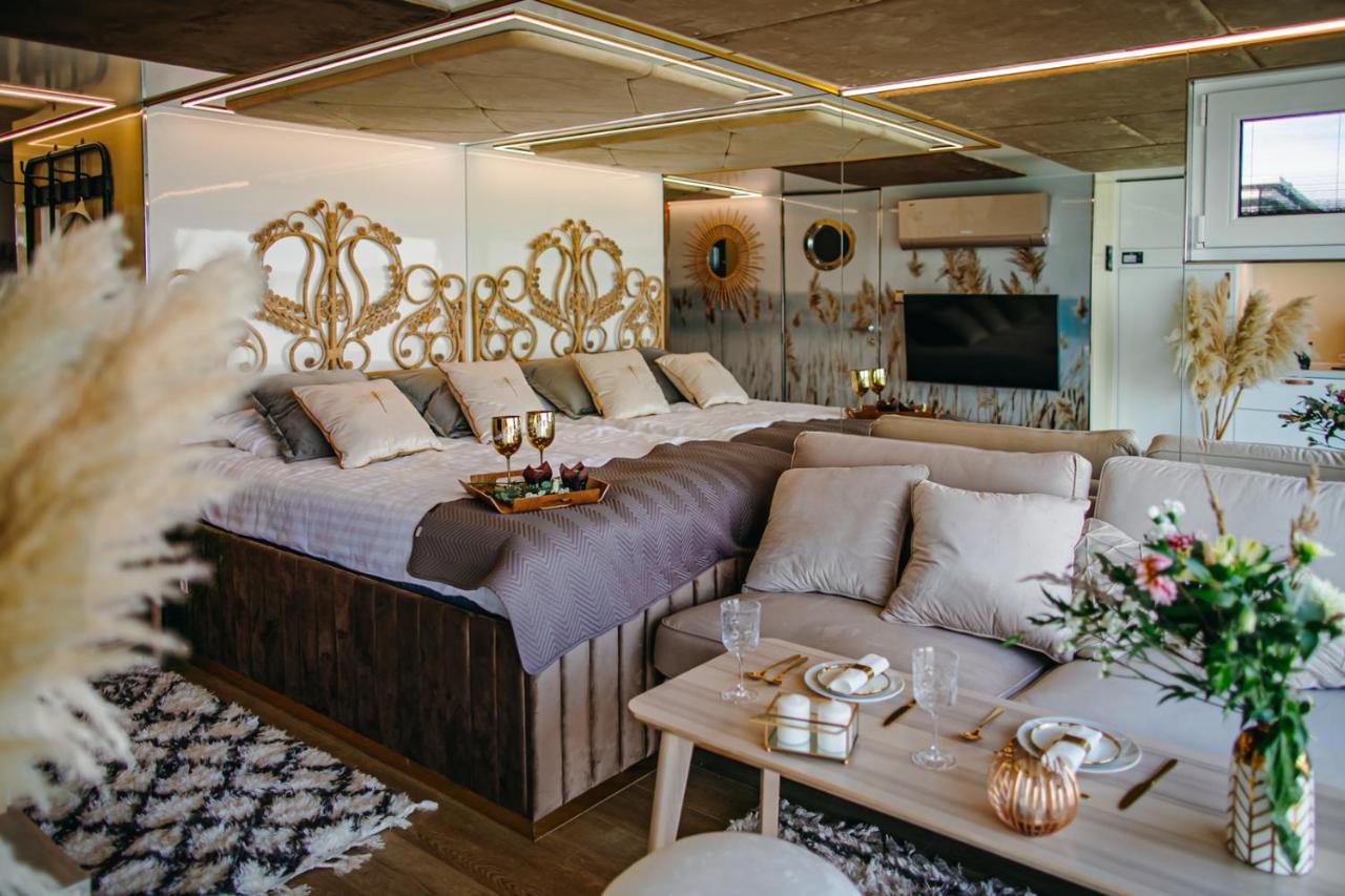Готель Myhouseboat 2 Мербіш-ам-Зе Екстер'єр фото